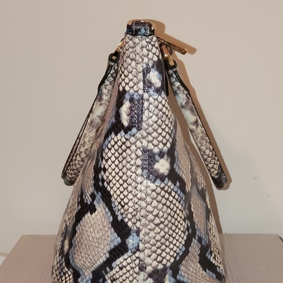 Michael Kors Tote - Picture 4 of 8